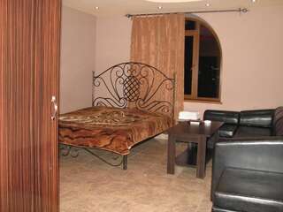 Отель Princ Plaza Hotel Ереван Двухместный номер «Комфорт» с 1 кроватью-1